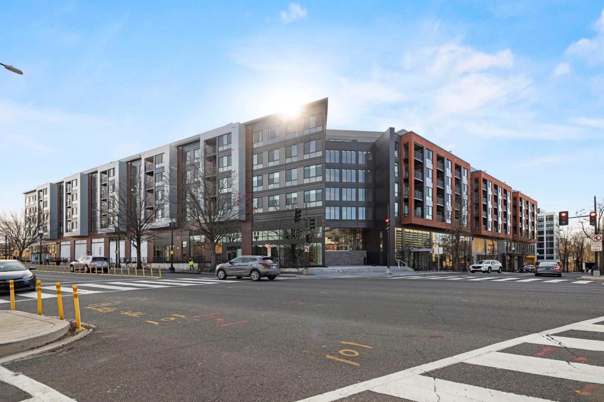 Appartamento Placemakr Cathedral Heights Washington Esterno foto